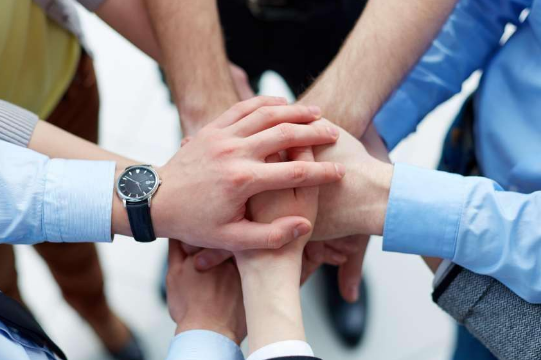 汇信实现阿米巴股份制经营，让首诊负责到底！