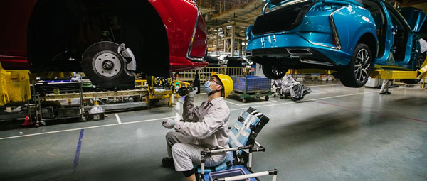 多家车企陷入稀土短缺危机，ERP管理与数字化转型助力降本增效